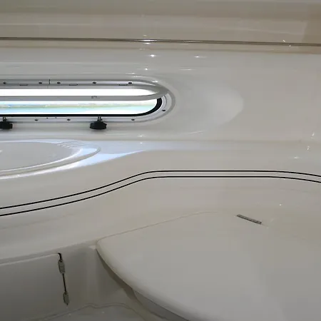 Hotel en barco Liberty Bateau